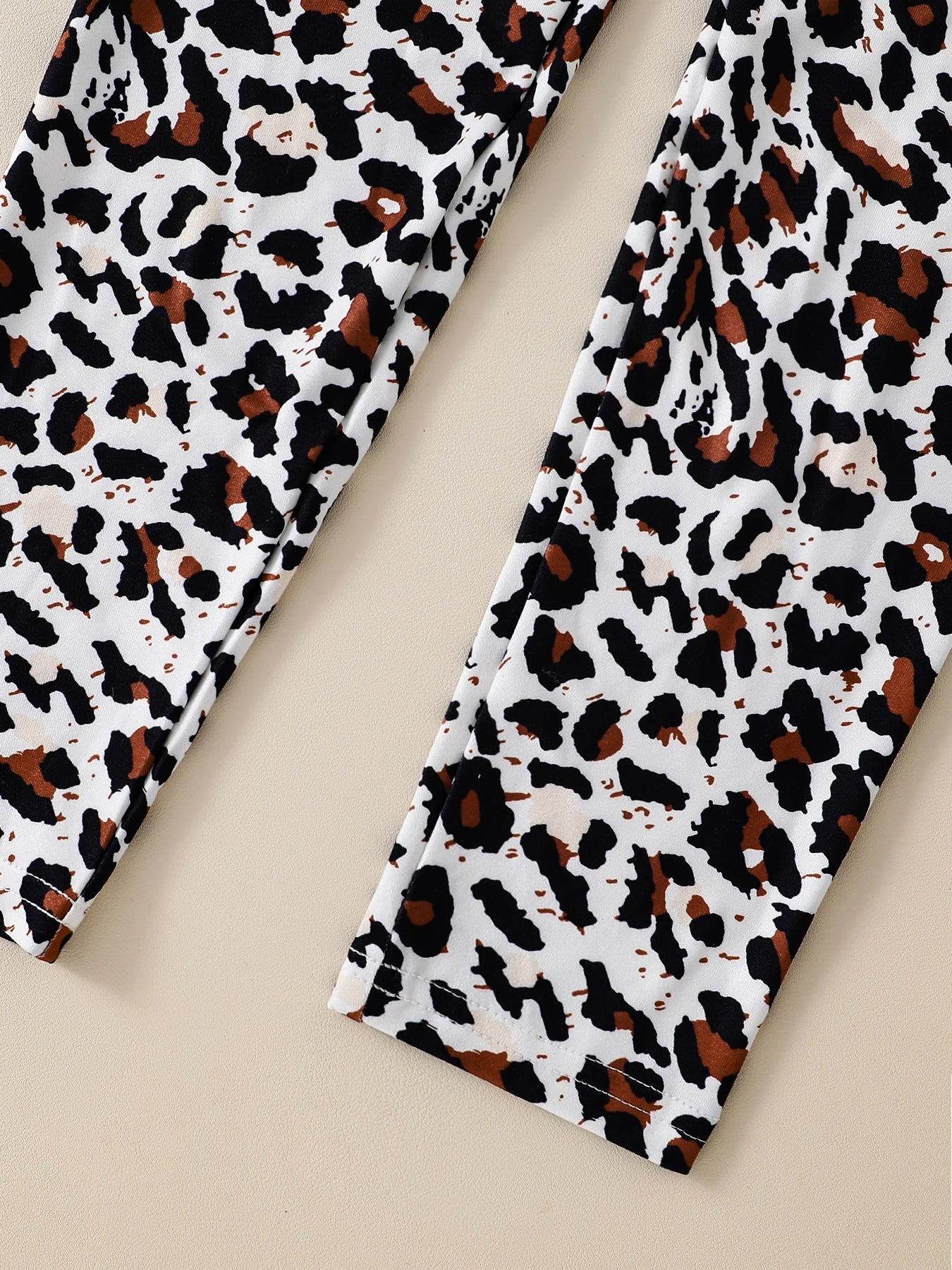 Girls long sleeved+leopard print slim pants